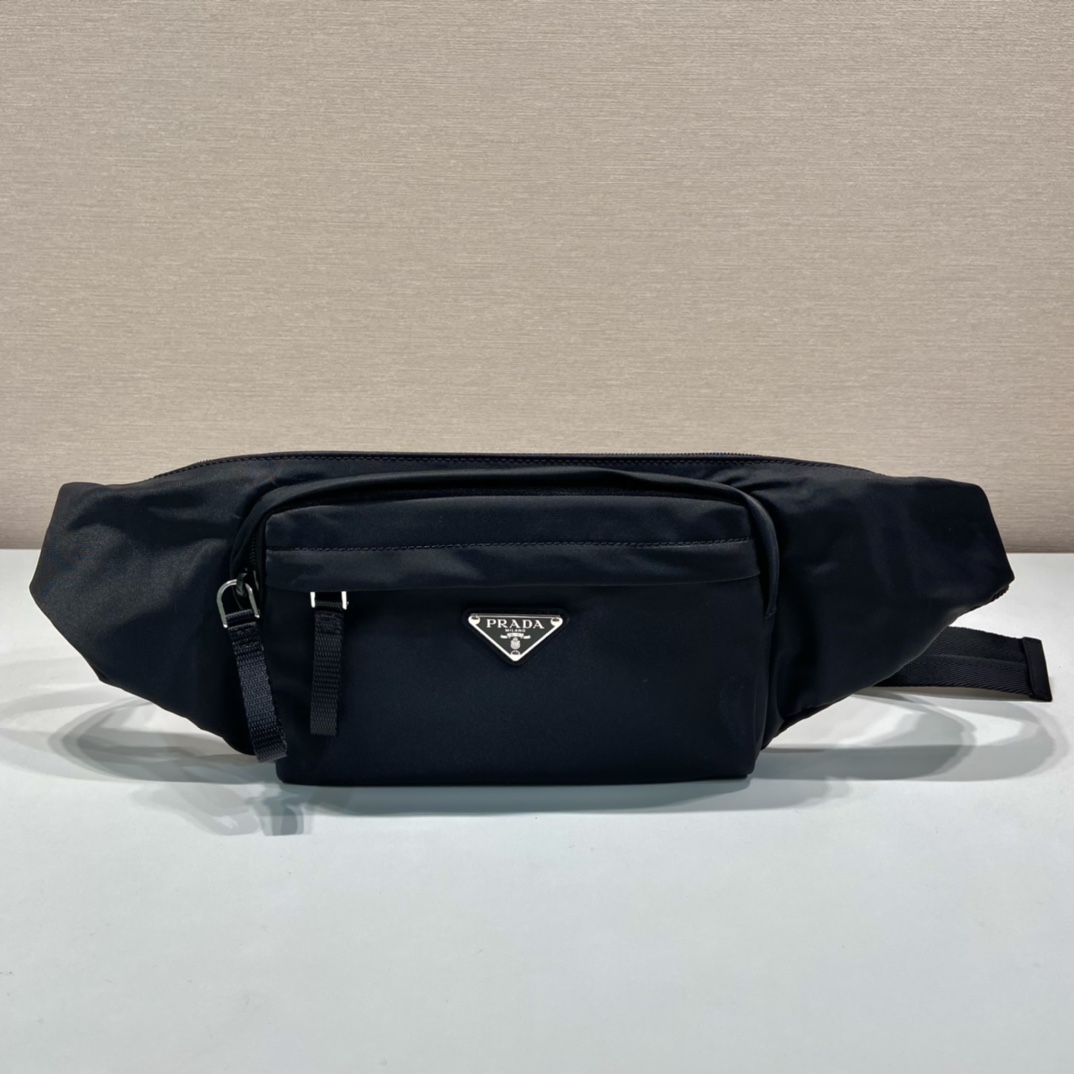 Pra*a men waist bag