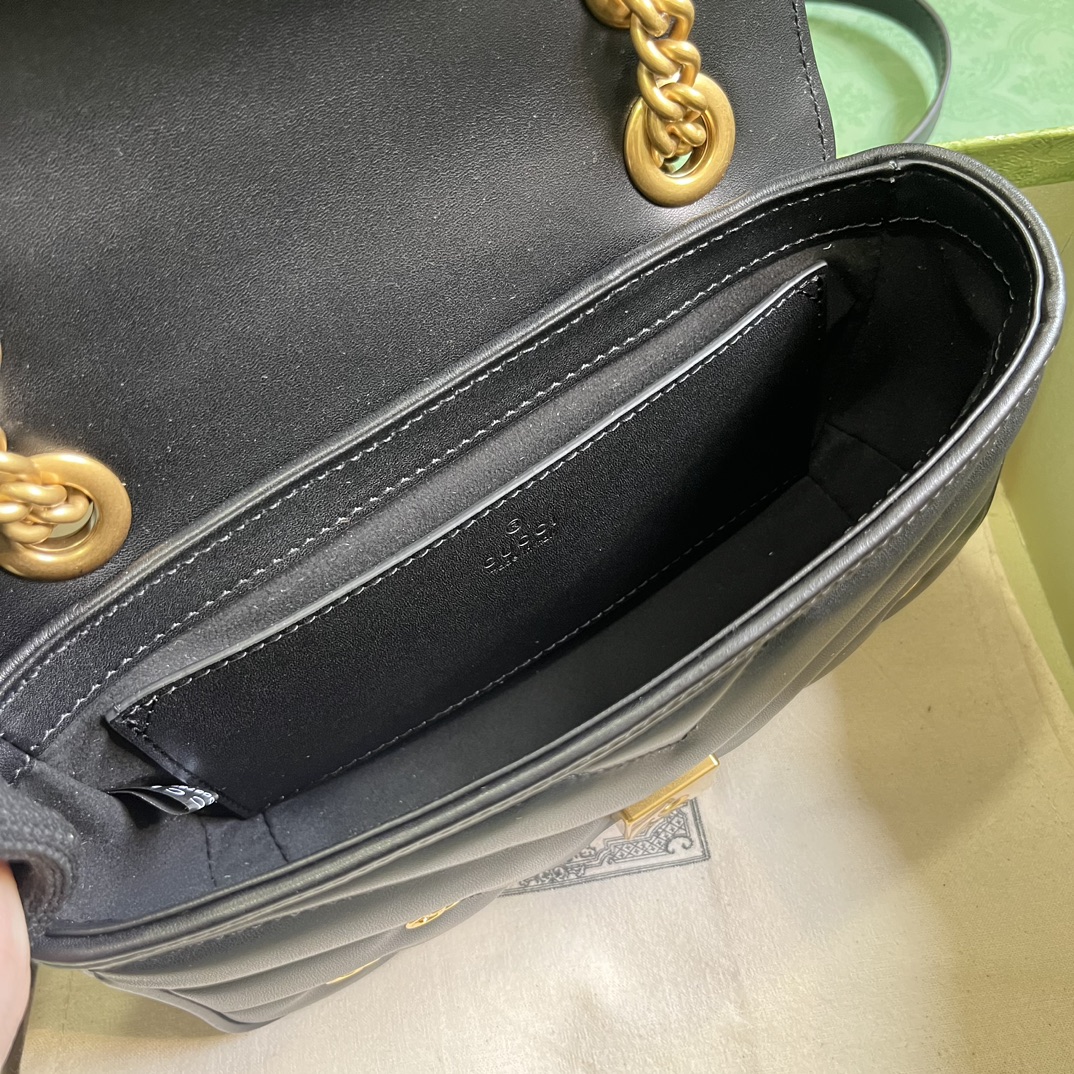 G*u*i gg marmont mini shoulder bag